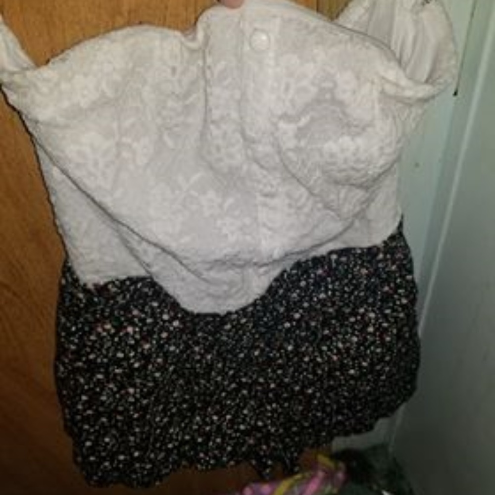 Papaya strappless romper